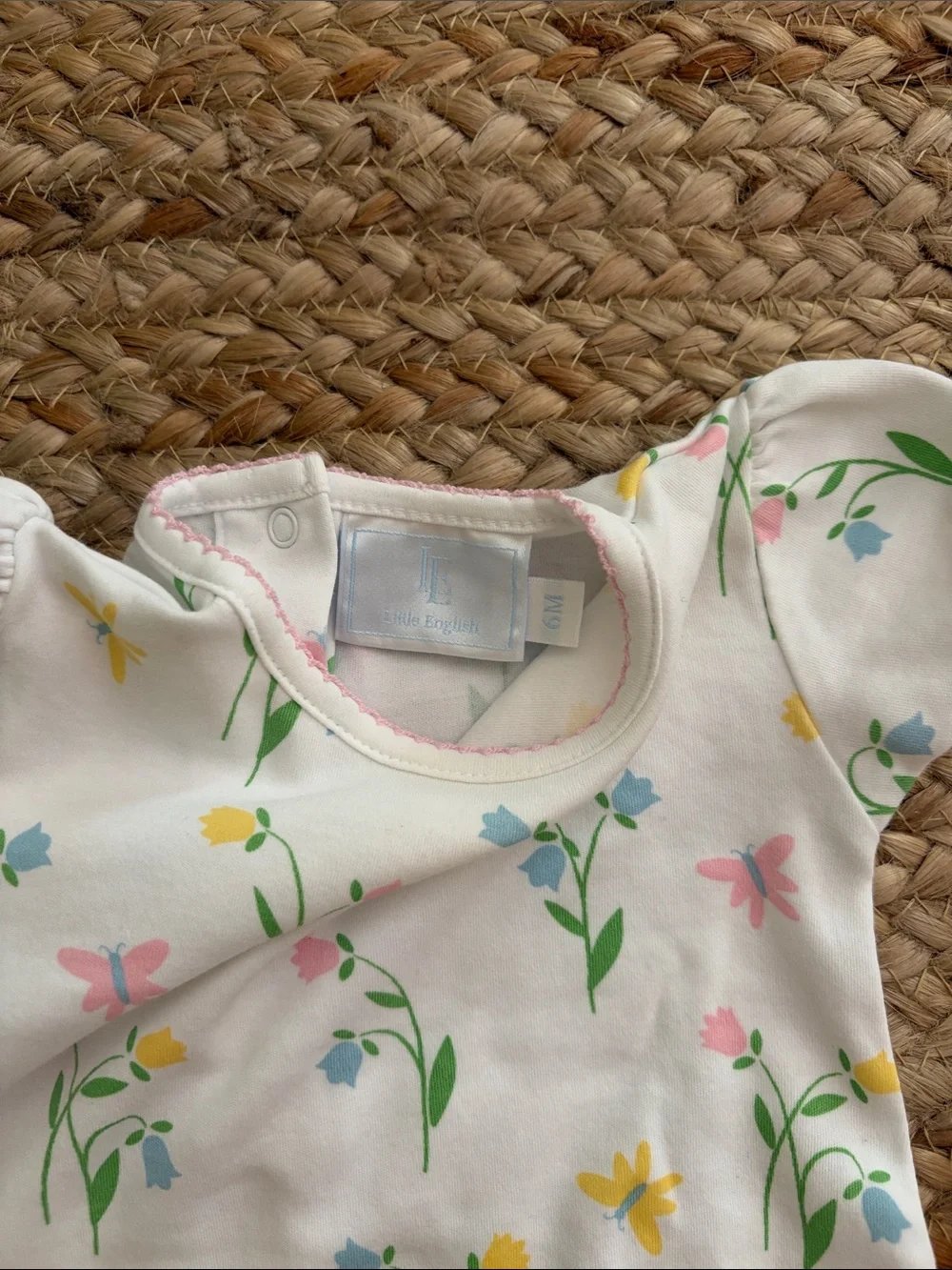 Little English baby girl floral print top and pink blue leggings, size 6M